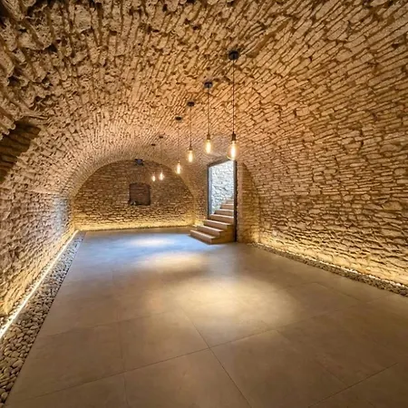 Ξενοδοχείο με διαμερίσματα Templomdomb Apartmanhaz Ταπόλκα